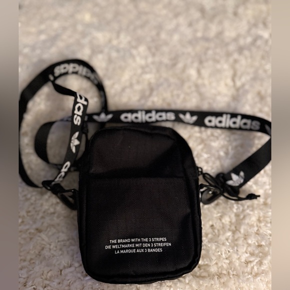 ADIDAS Unisex Originals Festival Crossbody Handbag - Black-White Like New - Picture 7 of 10